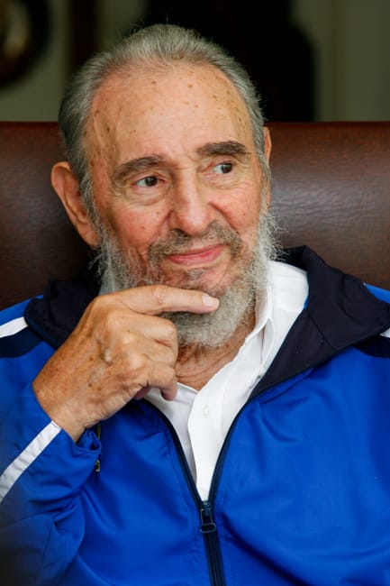 #Fidel: #Cuba no es enemiga de la paz, ni reacia al intercambio o la cooperación entre países de diferentes sistemas políticos, pero ha sido y será intransigente en la defensa de sus principios.  (2/06/2009)