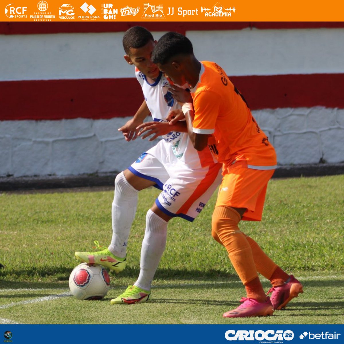audaxrio_ec's tweet photo. "Catimba"! Marcação acirrada, jogo de corpo e até falta. Nada consegue parar nosso time 💪
-
#campeonatocarioca #sub20 #futebol #esporte #carioca #baseforte #catimba #marcação #atleta #jogador @dobifais https://t.co/Sw6peMqClM