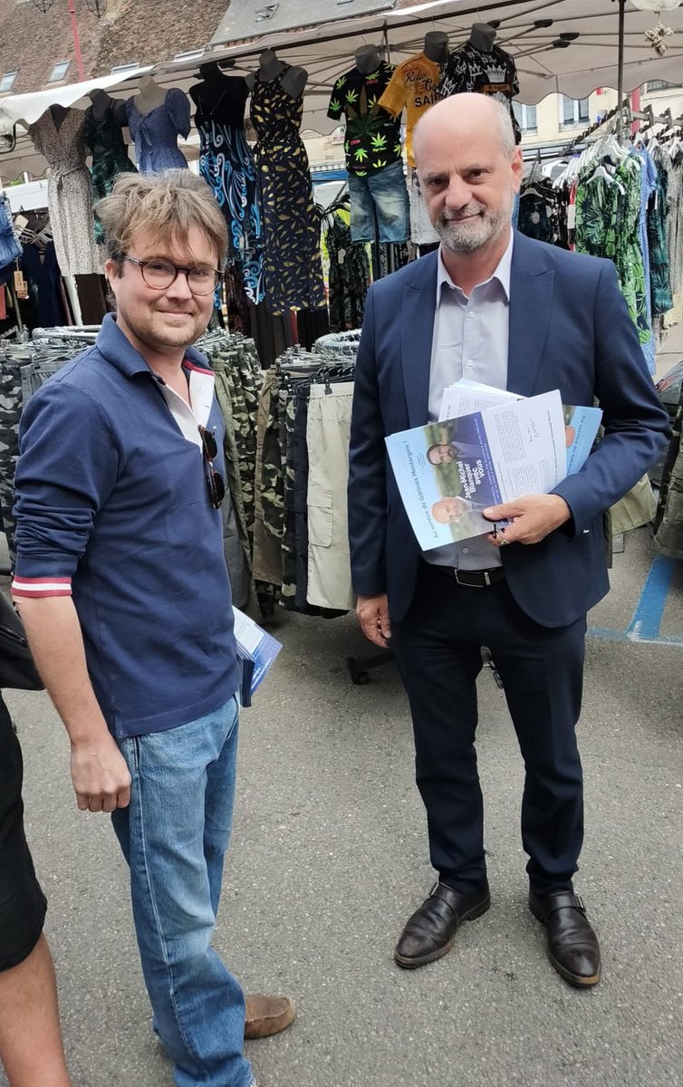 Devinez pour lequel des 2 il faut voter? 
Alexandre Cuignache, le seul candidat 100% pur Gâtinais #Loiret #legislatives2022 @LiensZemmour