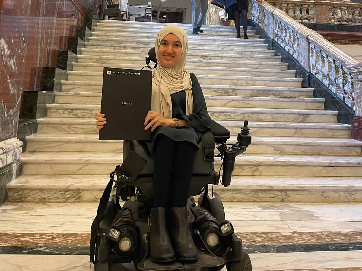 1 op de 8 Nederlanders heeft een langdurige beperking. Het onderwijs is daarop onvoldoende ingericht, vindt stadssocioloog Salma Belmoussa. "Het gaat verder dan het gebouw. Het betekent ook dat er geen verschillen zijn in kansen en perspectief."

👉 ow.ly/XQBQ50Jnblo