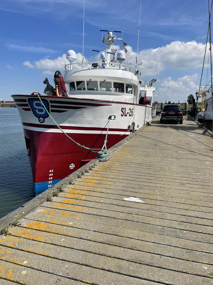 edwin_seters's tweet photo. Back in our home port after a 9 day voyage. #Stellendam #Flyshoot 🐟😎 https://t.co/63JG8Dn41p