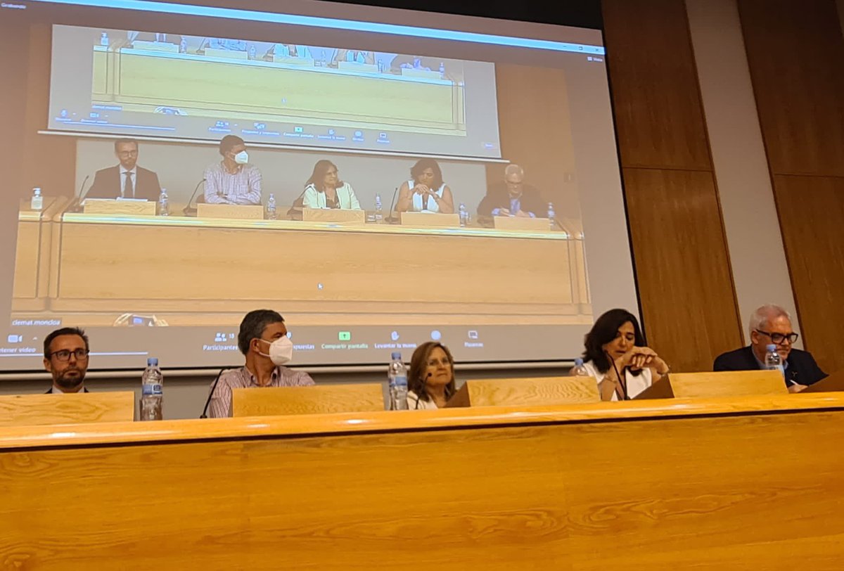 MxeCiemat's tweet photo. 📢 Hoy se celebra en @CIEMAT_OPI La I Jornada de Coordinación de la participación española en #EERA #JP con @CIEMAT_OPI y @tecnalia como organizadores. Nuestro grupo de materiales @MxeCiemat contribuye como coordinador del #JPNM https://t.co/ZJLIACe87H