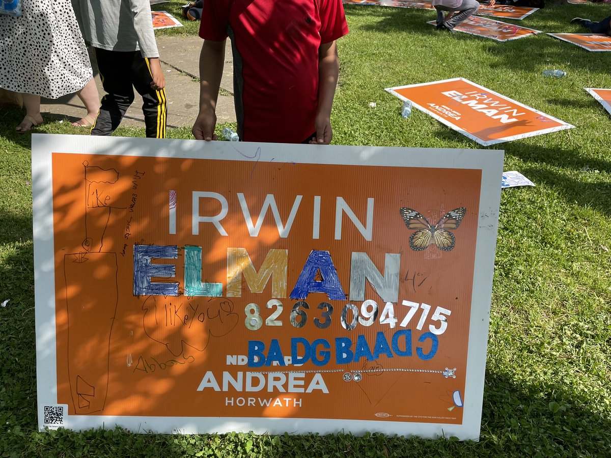 irwinelman's tweet photo. The voices of children are sounds of hope. #thisiswhywerun @OntarioNDP https://t.co/sBSDYXDbdZ