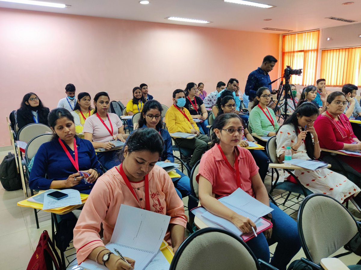 Biologics_W's tweet photo. #dststuti #dststutiICT
Pre-workshop preparations and excitement!
#scienceandtechnology #pharmacy #characterization #pharmaceuticals #drugdiscovery #drugdelivery #drugdelivery #bioanalysis #handsontraining  #bioanalytical #analysis #research #skilldevelopment #scicomm https://t.co/FlTzakaCEg