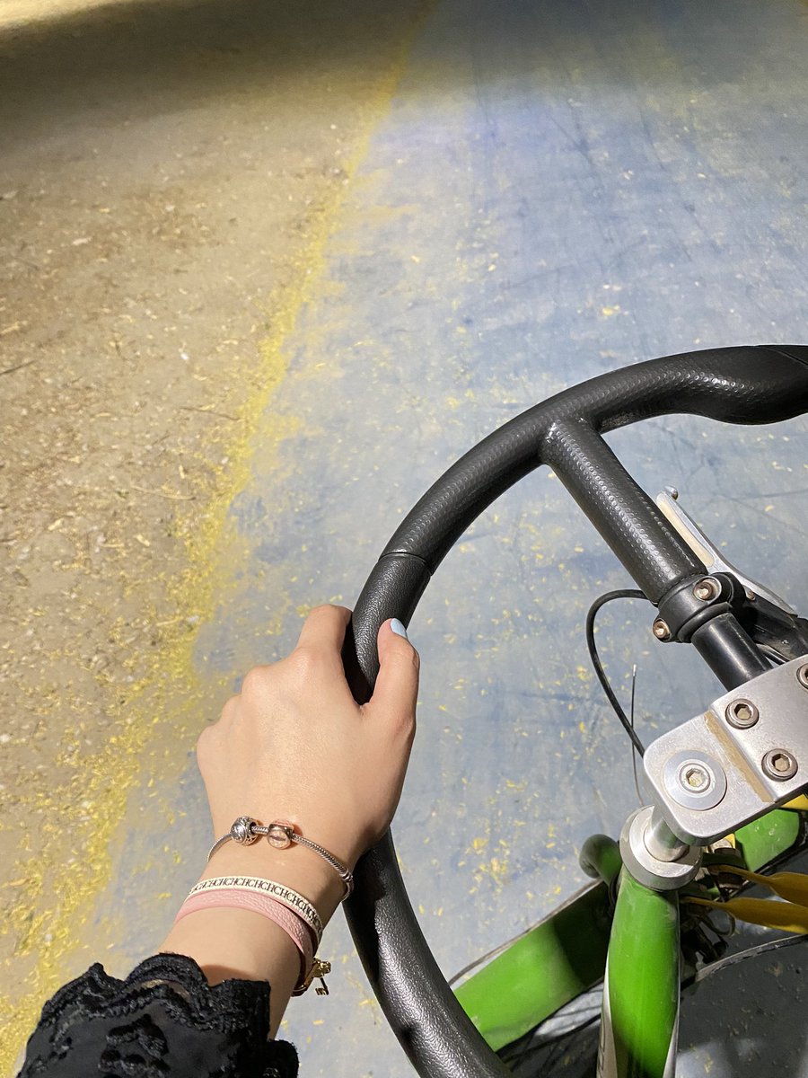 •

فعالية السوق المحلي ، حبيتها مره ،
وخلصت بسرعة 😢
امس كان اخر يوم .. 

صورت فيها ، وانبسطت ،
وعزمت اختي هناك 🏃🏻‍♀️💖💖

ياليت يكون في #الجبيل دايم فعاليات لطيفه خفيفه مثله 💖💖

——
#الجبيل_الصناعية