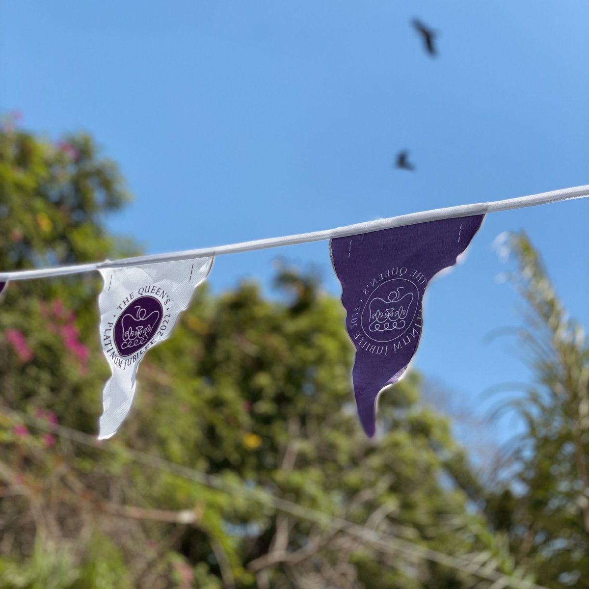 UKinGhana's tweet photo. Buntings hanged β
Backdrop mounted β
Games β
Tables set β
Here in Accra π¬π and across the Commonwealth, everyone is getting ready to celebrate Her Majestyβs #PlatinumJubilee.
Stick to our IG for all the fun from our #BigLunch
#platinumjubilee #platinumweekend #hm70 #hmtq https://t.co/jD3C1YiqBp