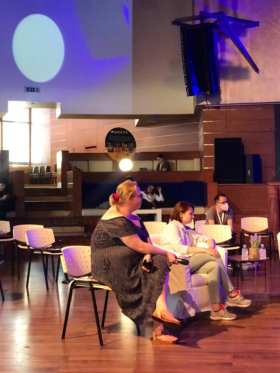 alicjapeas's tweet photo. My favorite facilitator in action #HumansNotRobots #CivicTech @adrebiluka at @PointConference #POINT10 https://t.co/HL4RSHq28q
