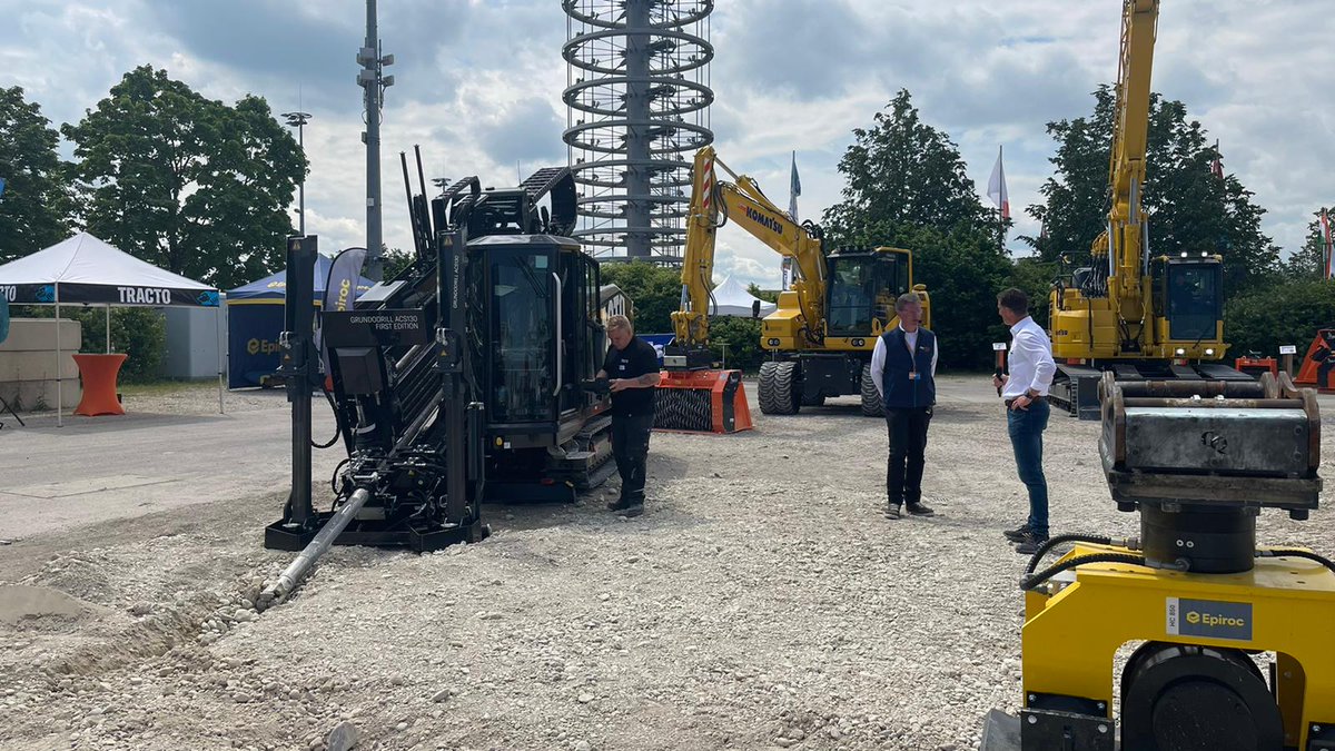 The future topics in modern #trafficroute and #sewerconstruction are shown by the #VDBUM on the spectacular #IFAT2022 outdoor area. Digital #construction processes, low- and #zeroemission machines, innovative construction #logistics and #paving methods form the spectrum. #IFAT