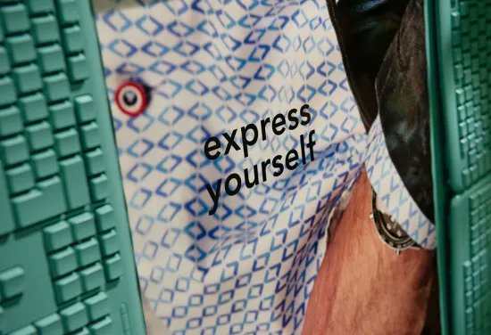 AndyBoothman's tweet image. Throwback Thursday - to the beginning of my @dresscodeshirts journey - bit.ly/3sZSPwi developing the #branding the products, the tech with the #CashCuff and a whole lot more of the behind the scenes activities as we started this new business.

#GeekLux #DressCodeShirts