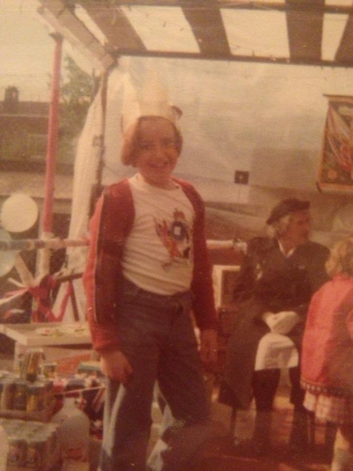 alidigneyafc's tweet photo. Silver Jubilee Celebration 1977 😳🤣🇬🇧 https://t.co/AR6R38Ajeq
