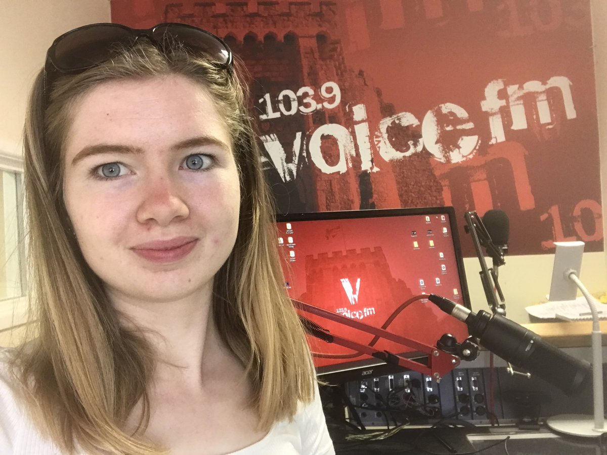 voicefmradio's tweet photo. Tune into your Thursday Lunchbox now till 2pm with @Kate_Mardon 

Talking all things:
👑 Platinum Jubilee events in #Southampton 
❤️#VolunteersWeek 

🎶 Local music from @MyriadBandUK, @nianicholls and @lovemauvey 💜 https://t.co/9gsoBO0qp7