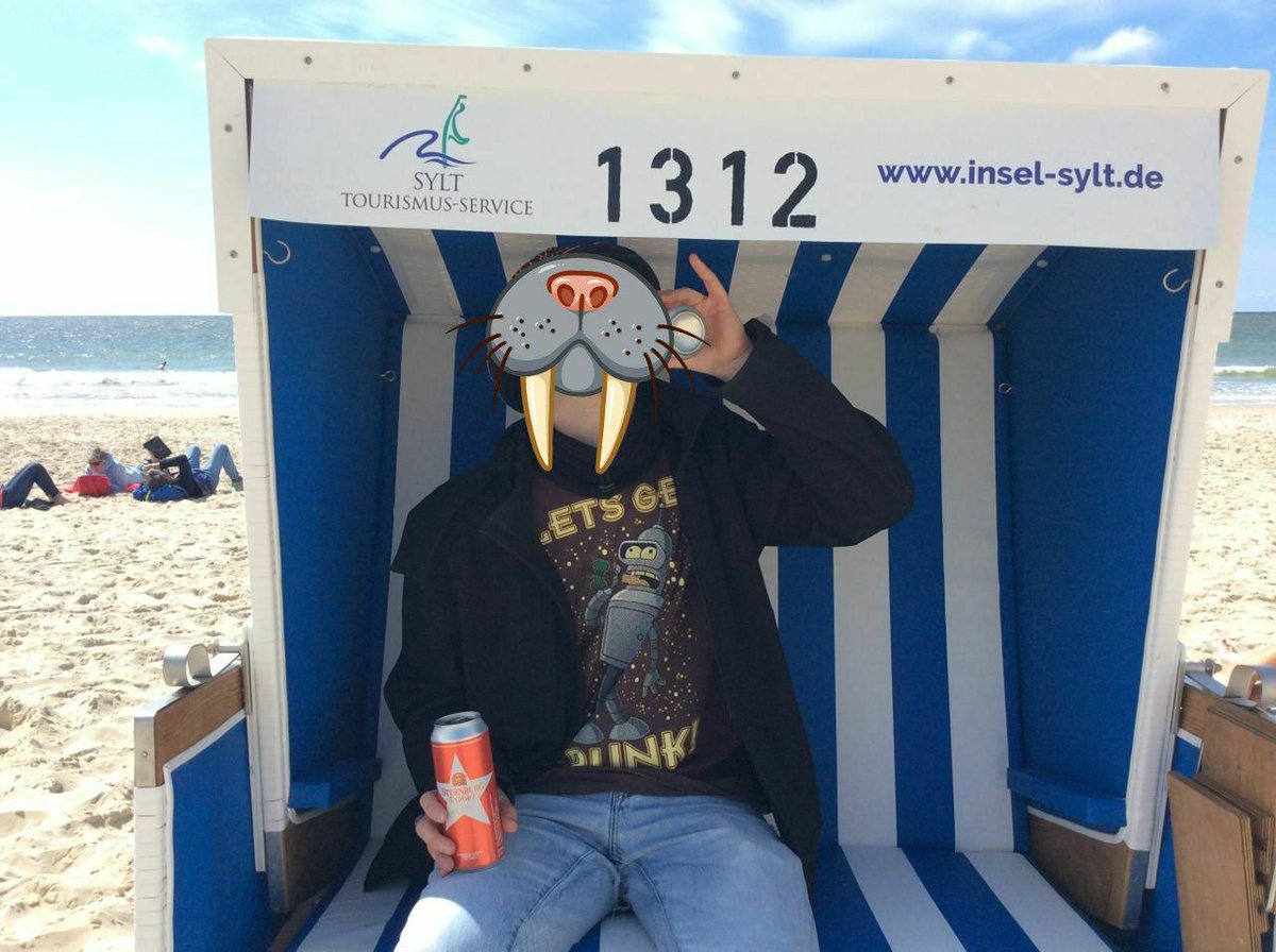 reclaimrosalux1's tweet photo. 13:12
#sylt
treffpunkt: strandkorb 1312 täglich 18:00 (keine aktion vor vier)
#tag2 #chaostage #syltentern #chaostagesylt #SLYT #chaostage22 #sylt22 #sylt0206 https://t.co/QqMuQ8M4JU