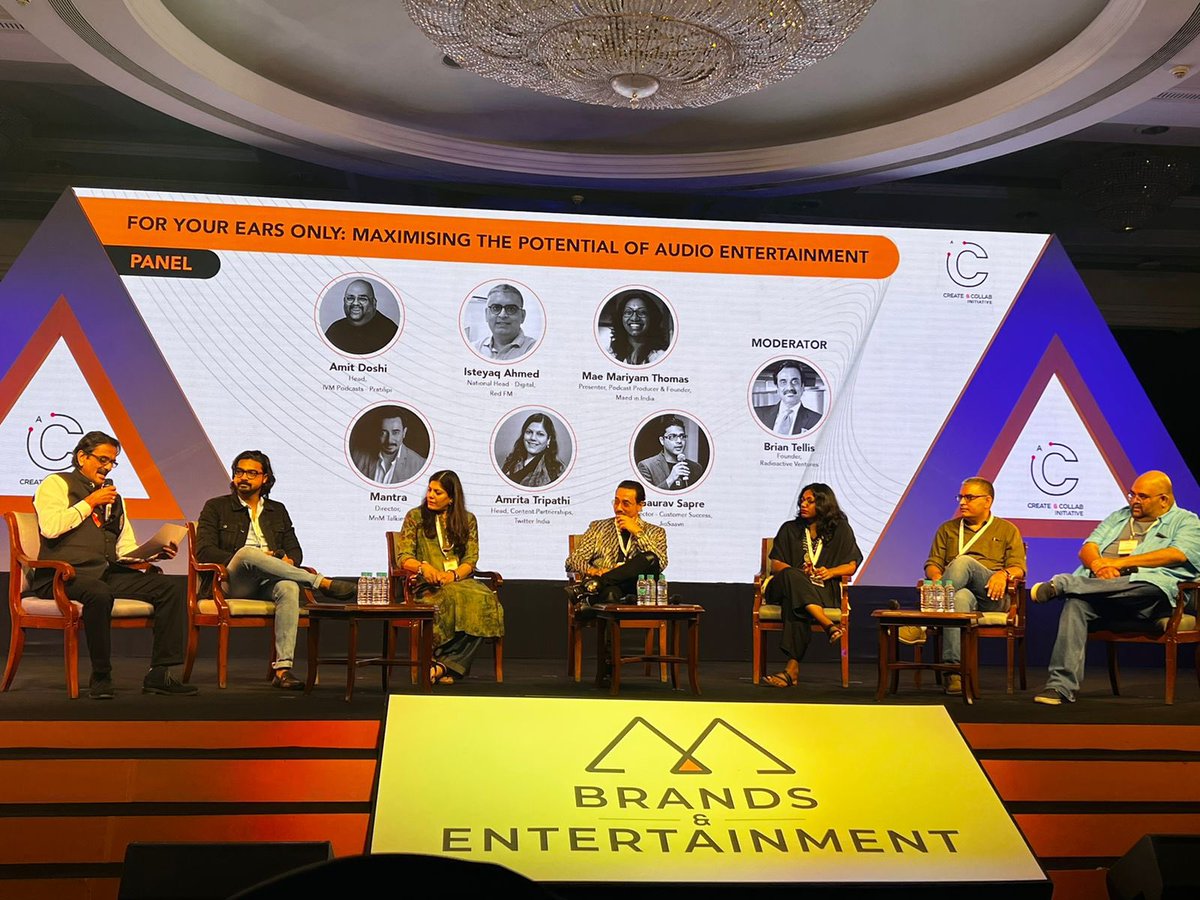 amritat's tweet photo. Thanks for a *fantastic chat @maebemaebe @mantramugdh @Brian_Tellis @doshiamit Gaurav and Isteyaq. #audio #TwitterSpaces 💙

📸@AkriPasta https://t.co/SOPWf6oWtb
