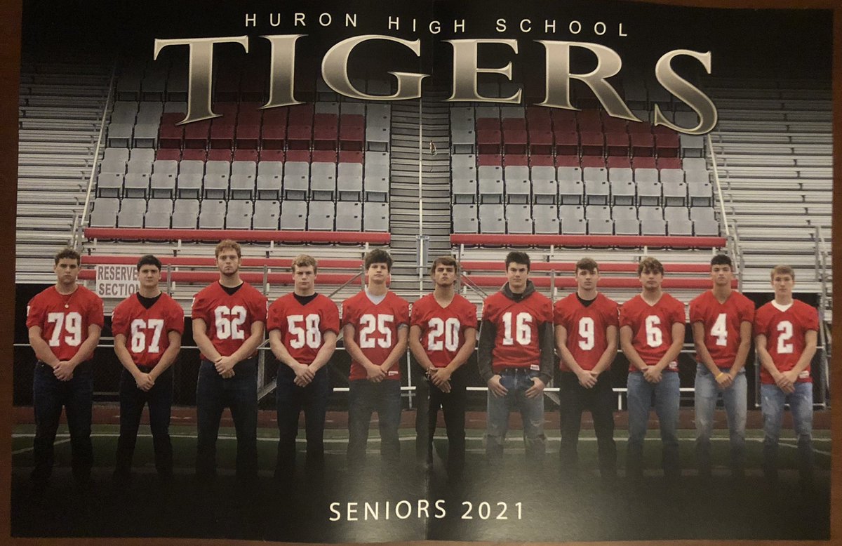 huron_football's tweet photo. Congratulations to our football graduates. Thank you to you and your families for all your work and dedication. You will forever be a part of the program. https://t.co/jPrztN47mP