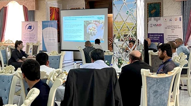recca_carec's tweet photo. #CAREC_news Participation of REAP project in the international export forum "Bactria Food 2022”
Read more: https://t.co/Ur0yvygEh2
#EUinUZ #EUinTJ #SWITCHREAP #SWITCHAsia @switchasia #REAP https://t.co/5FT8qFfN1z