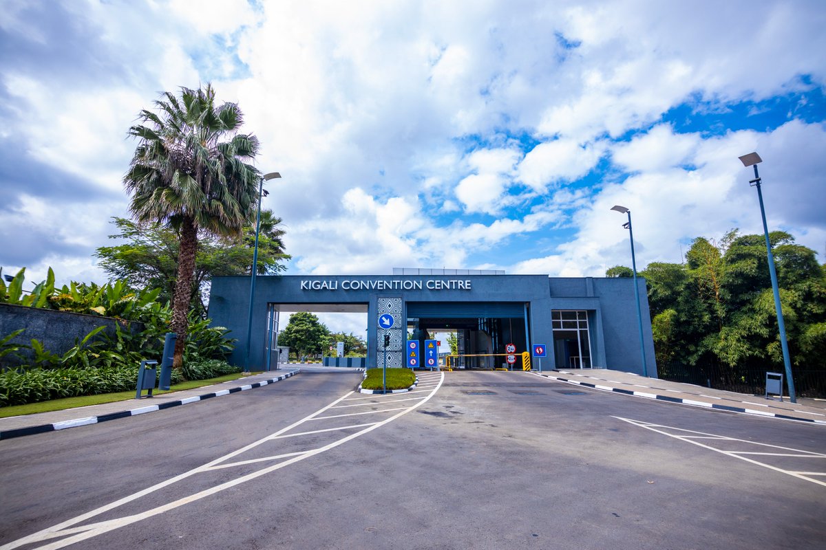 RadissonKigali's tweet photo. !! Announcement !!
Dear esteemed guests,
 We are pleased to announce that our main gate is now open.
You are most welcome to the Radisson Blu Hotel, &amp;  Convention Centre, Kigali.
#RadissonBlu
#KigaliConventionCentre
#VisitRwanda 
#RwOT https://t.co/BsQi2bYX8B