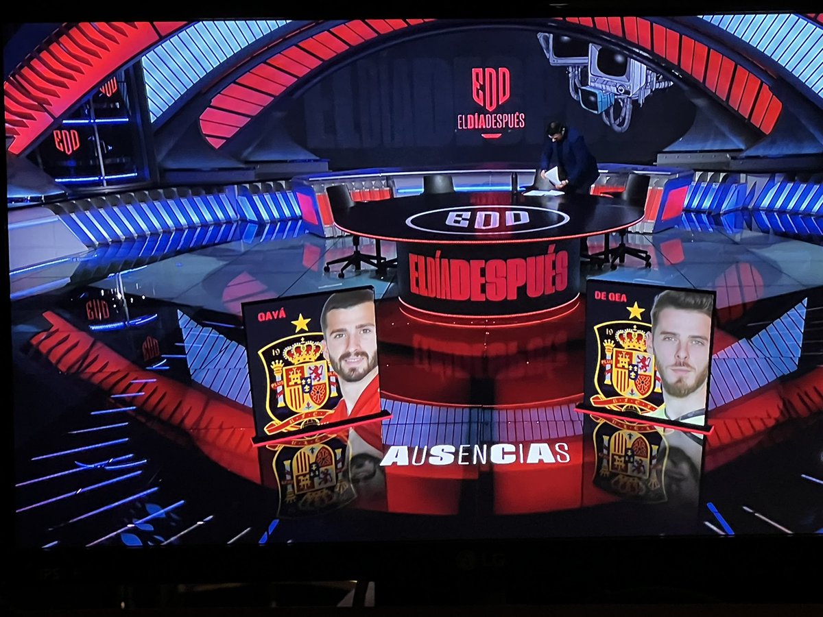 3d2e's tweet image. In #movistarplus #vizrt #vizrtmultiplay Multiplay 3.1 managing multiple screens with different sizes and orientation, #AR, images, clips , scenes , templates … with only one gui.