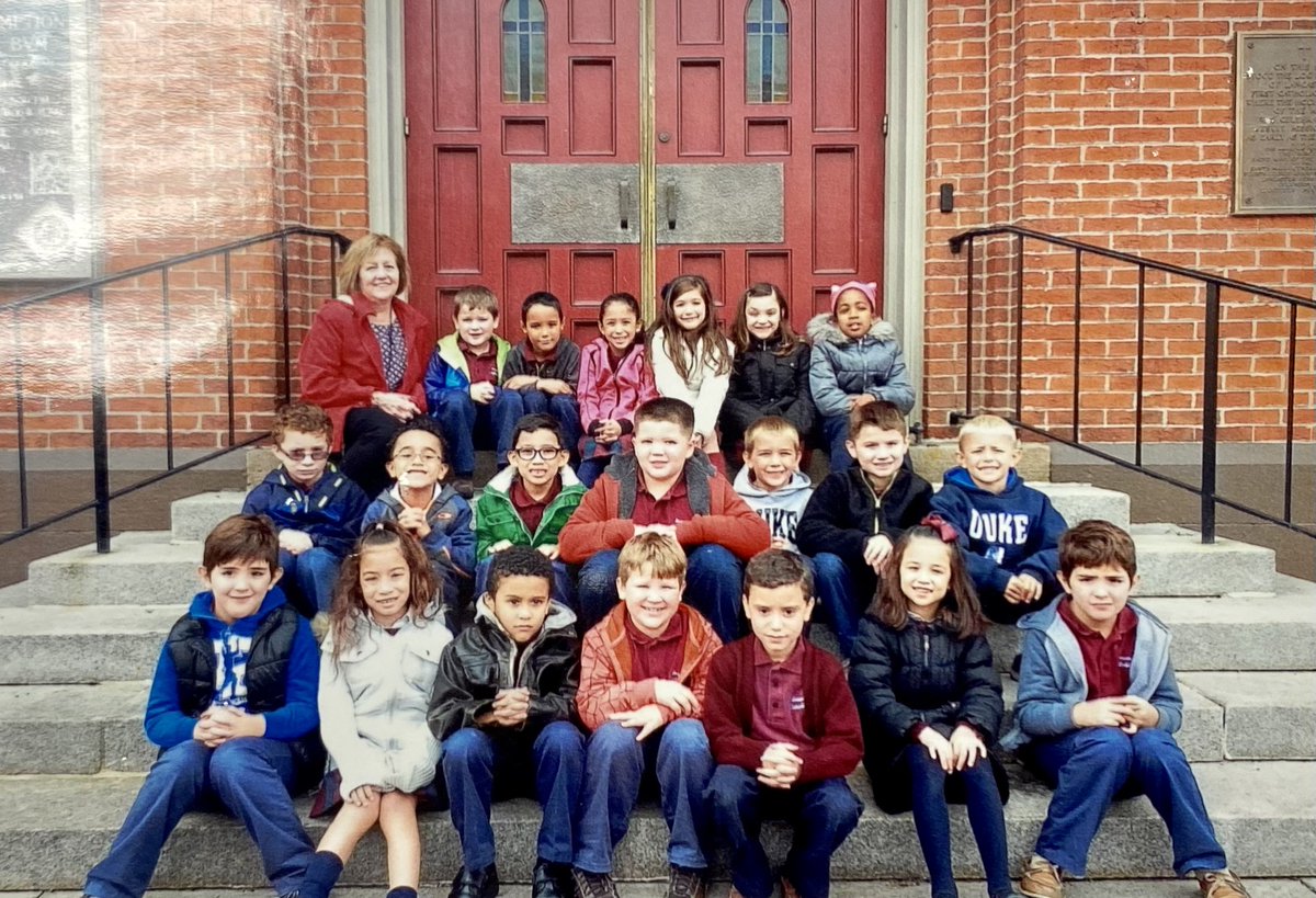 RCSLancaster's tweet photo. It's 8th grade's final day at Resurrection Catholic School! Check out this cool throwback picture during the 2015-2016 school year! 
Congratulations 8th grade! https://t.co/D4Eupb2Tv7