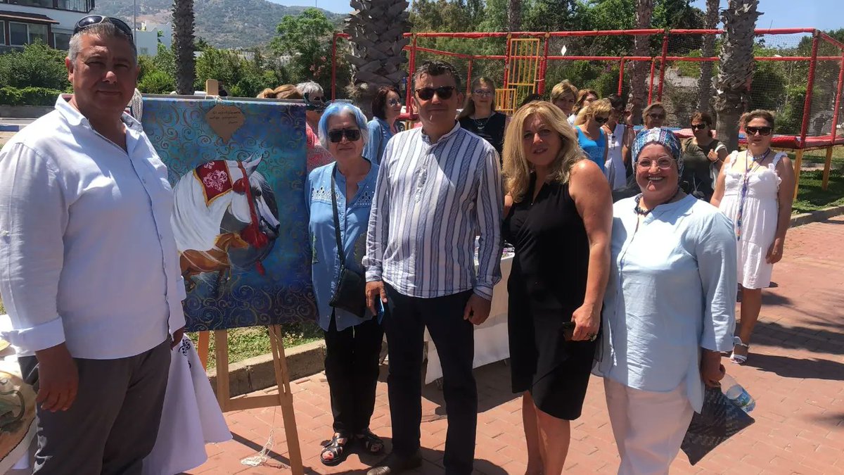 Hayat Boyu Öğrenme Haftası kapsamında,Bodrum Halk Eğitimi Merkezi Müdürlüğümüzce düzenlenen sergi açılışlarımız yapıldı.
(Yalıkavak Sergilerimiz)
#bodrumhalkeğitimimerkezi 
#bodrum 
#sergi
#hayatboyuöğrenme 
#hayatboyuöğrenmehaftası 
#hayatboyuöğreniyorum