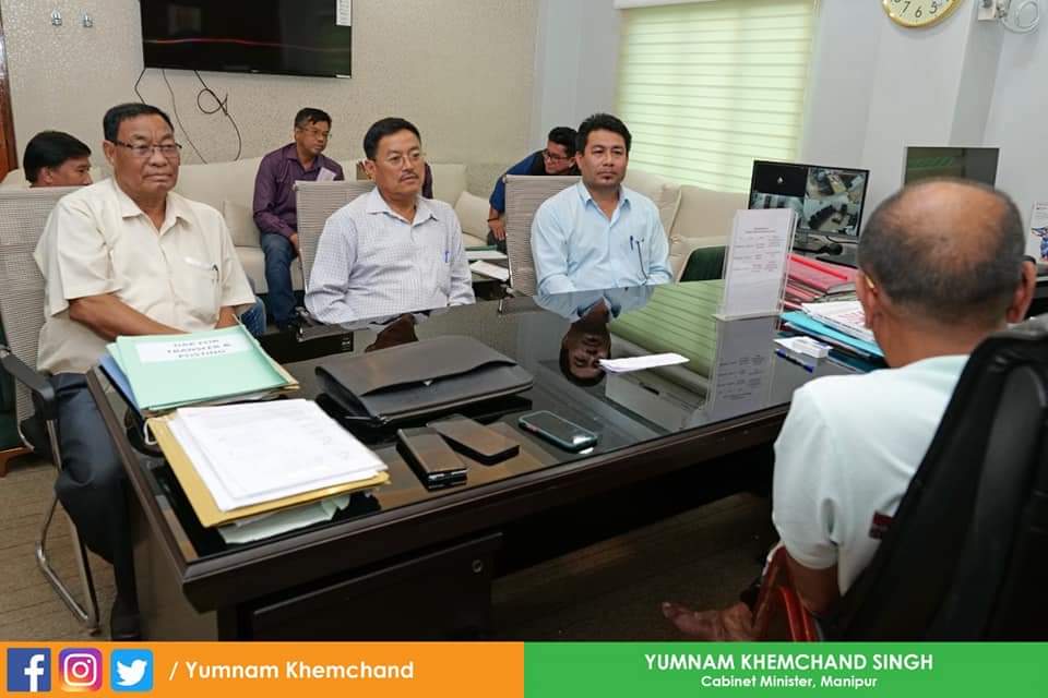 YKhemchandSingh's tweet photo. Today,I was called on by a team of Kakching Municipal Corporation led by its Chairperson,Shri N.Sanjitkumarji.I wish to express that KMC is doing appreciative work and in our meeting, important issues were given due deliberation.
#MAHUD
@MoHUA_India https://t.co/fXaNXOhKFK