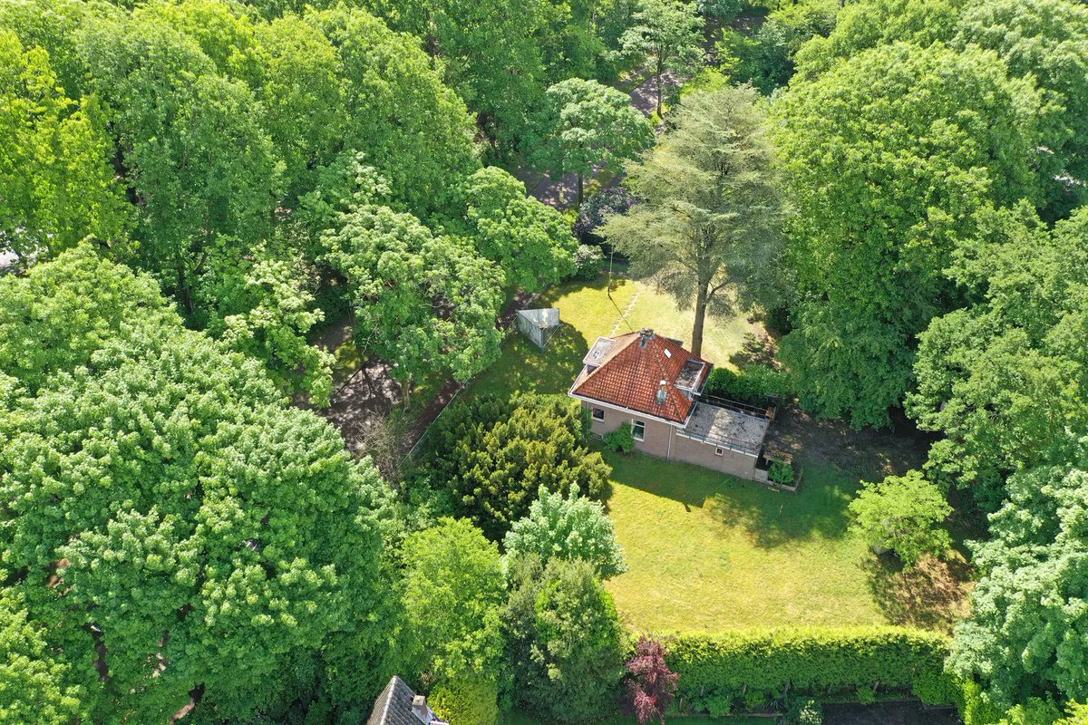 makelaarsmajoor's tweet photo. *** 𝗢𝗣𝗘𝗡 𝗛𝗨𝗜𝗦 - 𝗗𝗘𝗡 𝗕𝗟𝗜𝗘𝗞𝗟𝗔𝗔𝗡 ***
🏡☀️ Vanmiddag hebben we van 14-16u open huis aan Den Blieklaan 3 in Soest! Morgenochtend van 09-11u zijn we er ook! Kom je kijken? 
Eerst online spieken mag > https://t.co/pOAZFne1Xy https://t.co/MNZ0JiAia7
