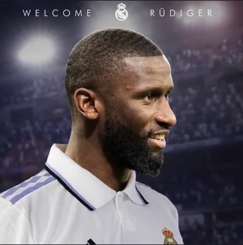 Wafflenomics's tweet photo. Real Madrid just signed their CB/CDM/CM/CAM/CF 👏🏾👏🏾 https://t.co/o8hiDhRcBl