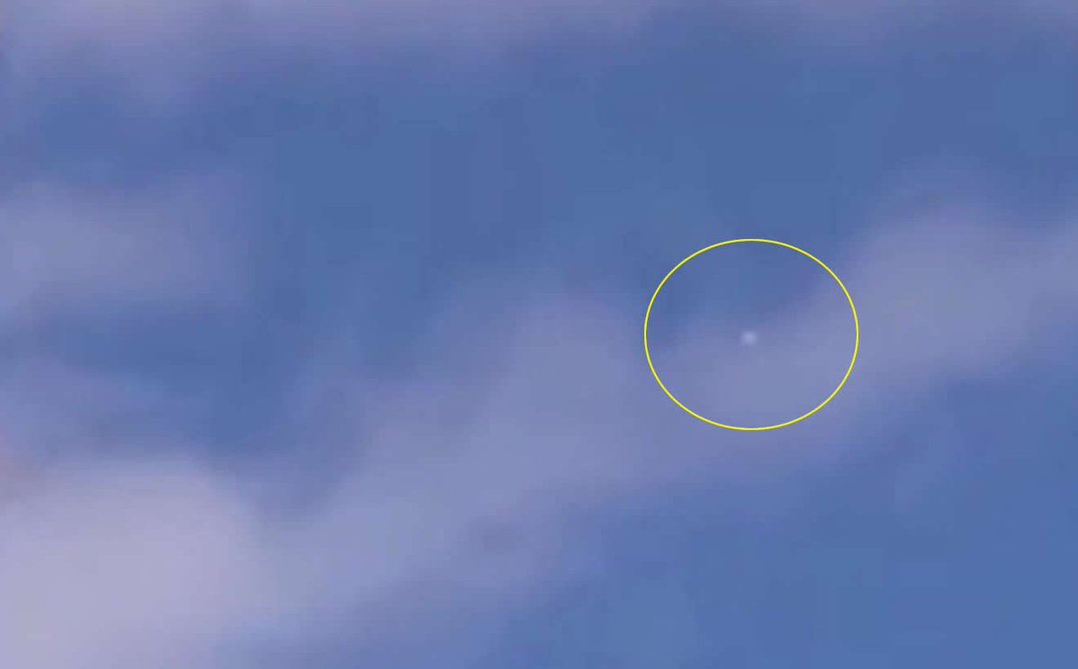 WatangOficial's tweet photo. Atemoriza un #OVNI en pleno domingo de elecciones en Puebla, Mexico. La mañana del domingo #2Junio Del 2019, los poblanos curiosos se sorprendieron con la supuesta aparición de un Objeto Volador no Identificado. https://t.co/y5dIiUMlR1