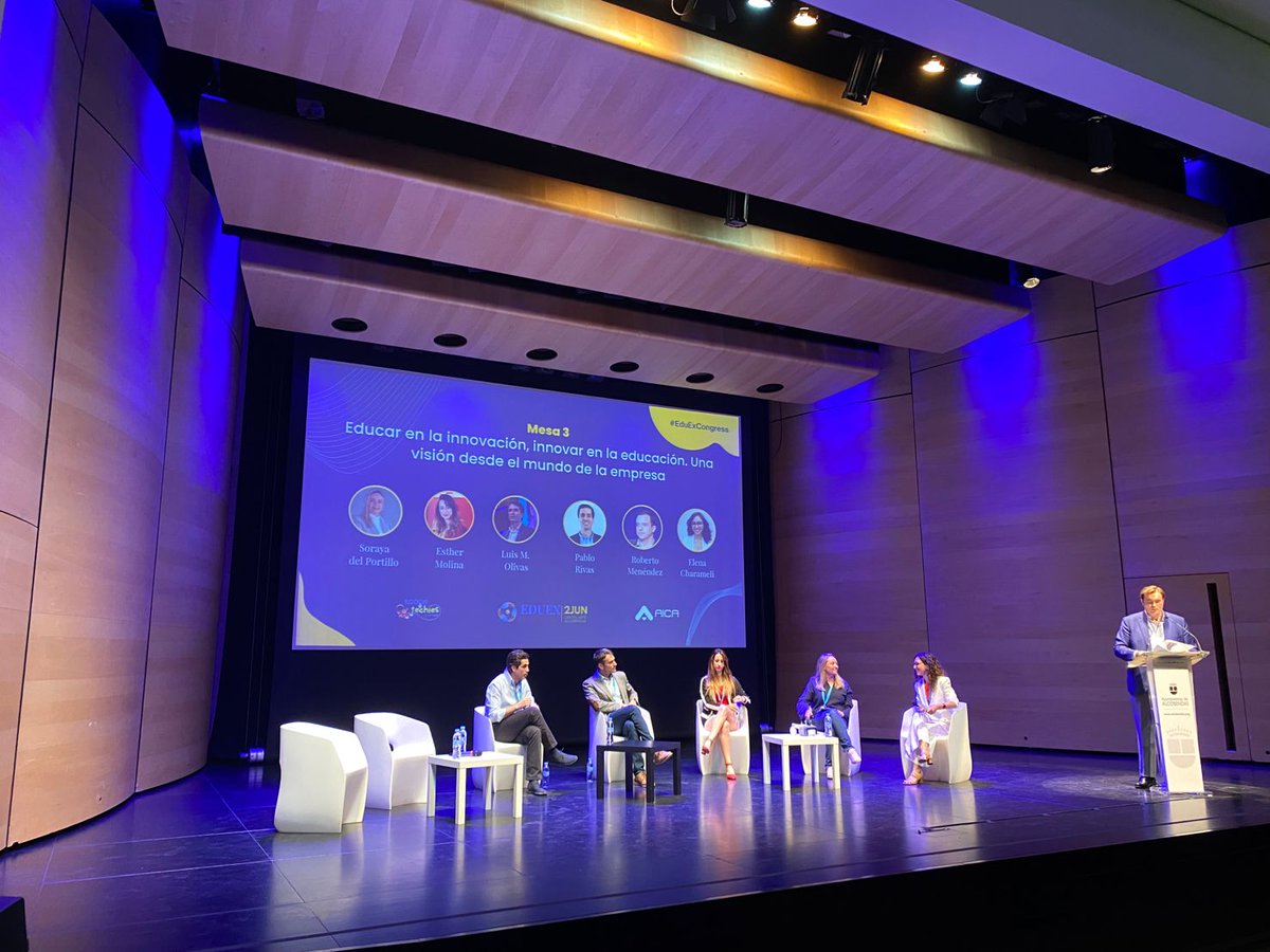 ¿Cómo se puede alcanzar la excelencia educativa? Hoy asistimos a #Eduexcongress para debatir y aportar estrategias e ideas para una educación basada en la excelencia junto con colegios, universidades, escuelas de negocios, empresas y otros profesionales del sector.
#educacion