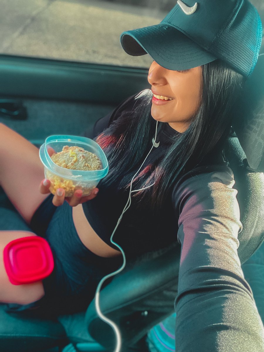 Hoy se desayuna en el auto