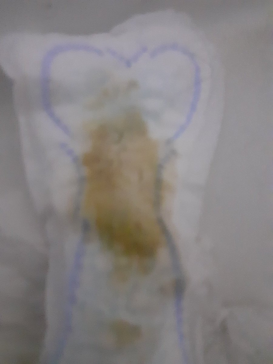 menteemferma2's tweet photo. Anónimo, a alguien le gusta, lo encontré en el cuarto de mi mamá después de todo un día de quehaceres domésticos https://t.co/4JU4ctmly8