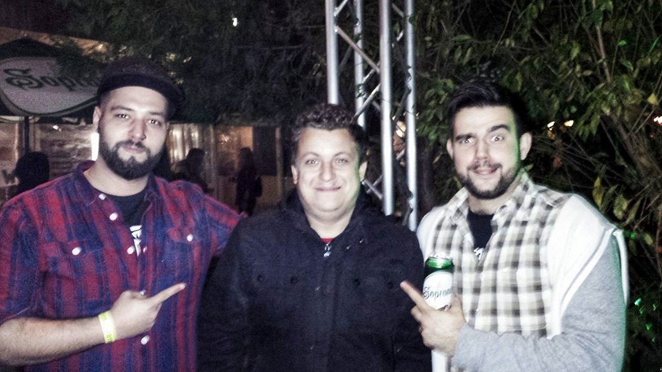 Balesz_D_86's tweet photo. TBT-2015 Debrecen-Roncsbár Fish!-t roadoltunk amikor a kerthelyiségben @thevrpisti -be botlottunk, már akkor -és azóta is- fanok voltunk szóval el is kaptuk egy fotóra.
#TBThursday #thevr #vrpisti #fishcrew https://t.co/RW7ccTQnaF