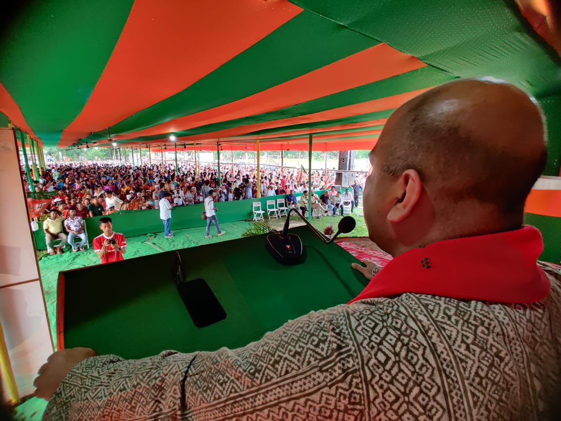 drrajdeeproy's tweet photo. At #Howraghat constituency of #KarbiAnglong for the Council elections along with @himantabiswa ji !

@Pijush_hazarika 
@TuliramRonghang 
@KPaulMLA https://t.co/FPbOwP8VQh