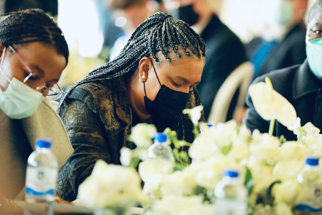 Dotransport's tweet photo. We are now taking inputs from the floor on the Rail Policy Engagement. 

#RailPolicyEngagement #RailPolicy @PRASA_Group @Rail_Safety https://t.co/TA95wOMbnz