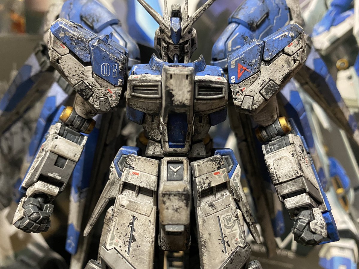 RG Hi-νガンダム 完成編 : デンデロの消失 1/144RG ハイニューガンダム
