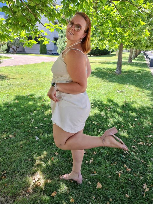 Have a nice day, everyone! https://t.co/JEVvYy3Xgx<a href="/tag/redhead"class="tags"><span>#redhead</span></a>