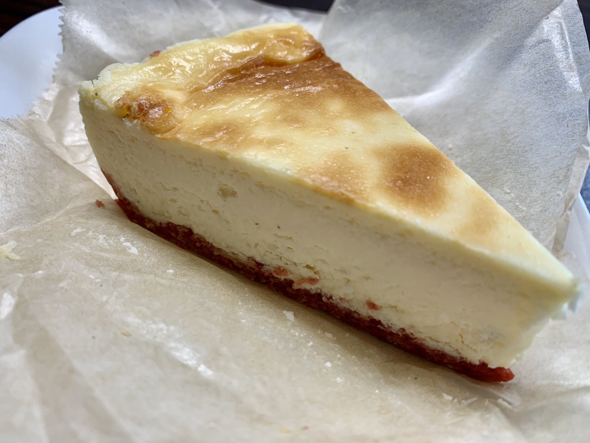 تويتر ふらふら高槻グルメ على تويتر ピケのチーズケーキ屋 プレーンチーズケーキ 390円 阪急 駅とjrの間にあるテイクアウト専門のチーズケーキのお店 今回のメニューは しっとりとした少し癖のある美味しいチーズケーキで 底の生地はベリー系の味にてアクセントを