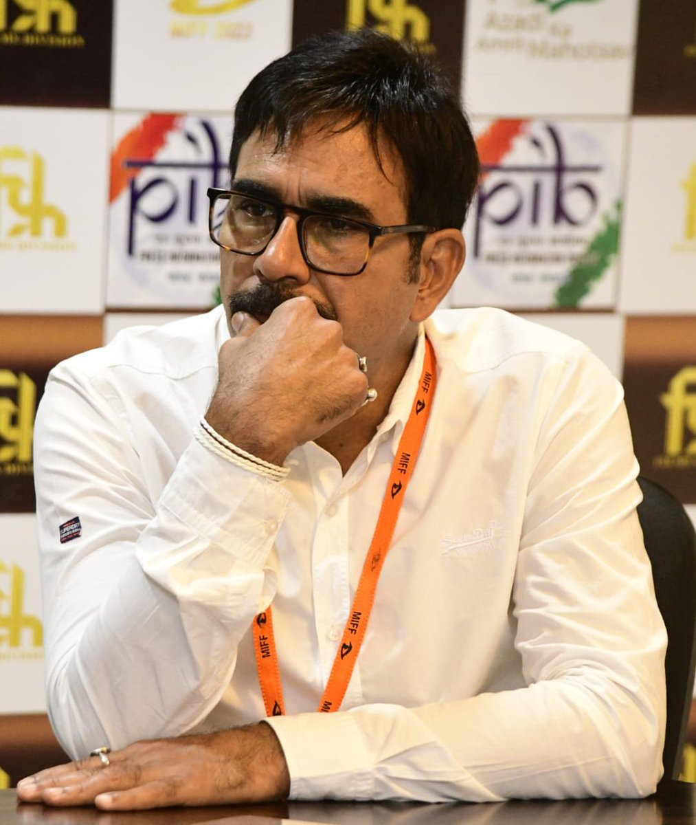 Glimpses from session 3 of today's #MIFFDialogues

#MIFF2022 #AnythingForFilms