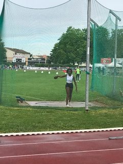 LCDFRomorantin's tweet photo. Les élèves du @LCDFRomorantin participent au championnat de France d'athlétisme !! Bonne chance à eux 💪💪 https://t.co/E3LNlmQOdN
