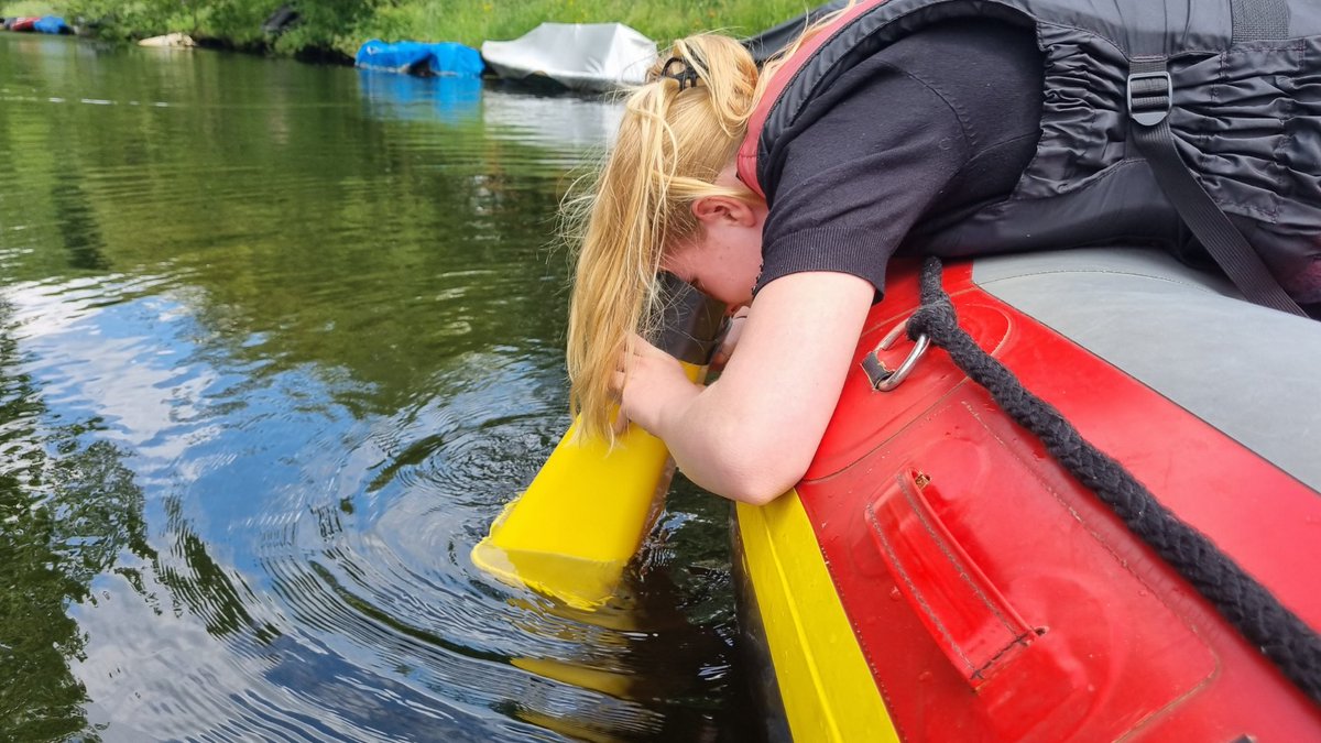 WDODelta's tweet photo. "Ik kijk nu wel anders naar water", dat horen we natuurlijk graag bij onze gastlessen! ππ§ Leerlingen van het #Greijdanus gingen deze week 'te water' in het De Nieuwe Vecht bij #Zwolle. Ze namen een kijkje in onze waterwereld en leerden meer over #waterkwaliteit! https://t.co/xay6j4iN00