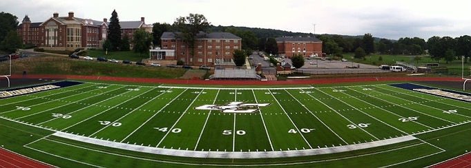 Barkey69's tweet image. Thanks to @LucPolglaze and the staff @JuniataFootball for inviting me to their summer camp!