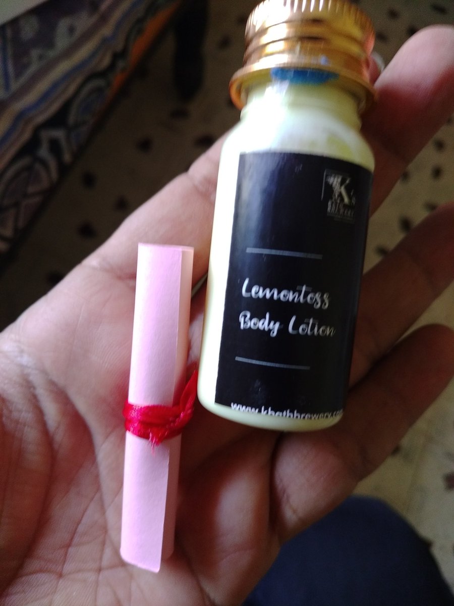 hardikdattani's tweet photo. Thanks @khushbookadri ma'am for this wonderful gift and interesting competition also.😍🥰. Looking forward to bath with this soap tomorrow.😅
#GTvsRR #IPL2022final https://t.co/PrOSLsG90Z