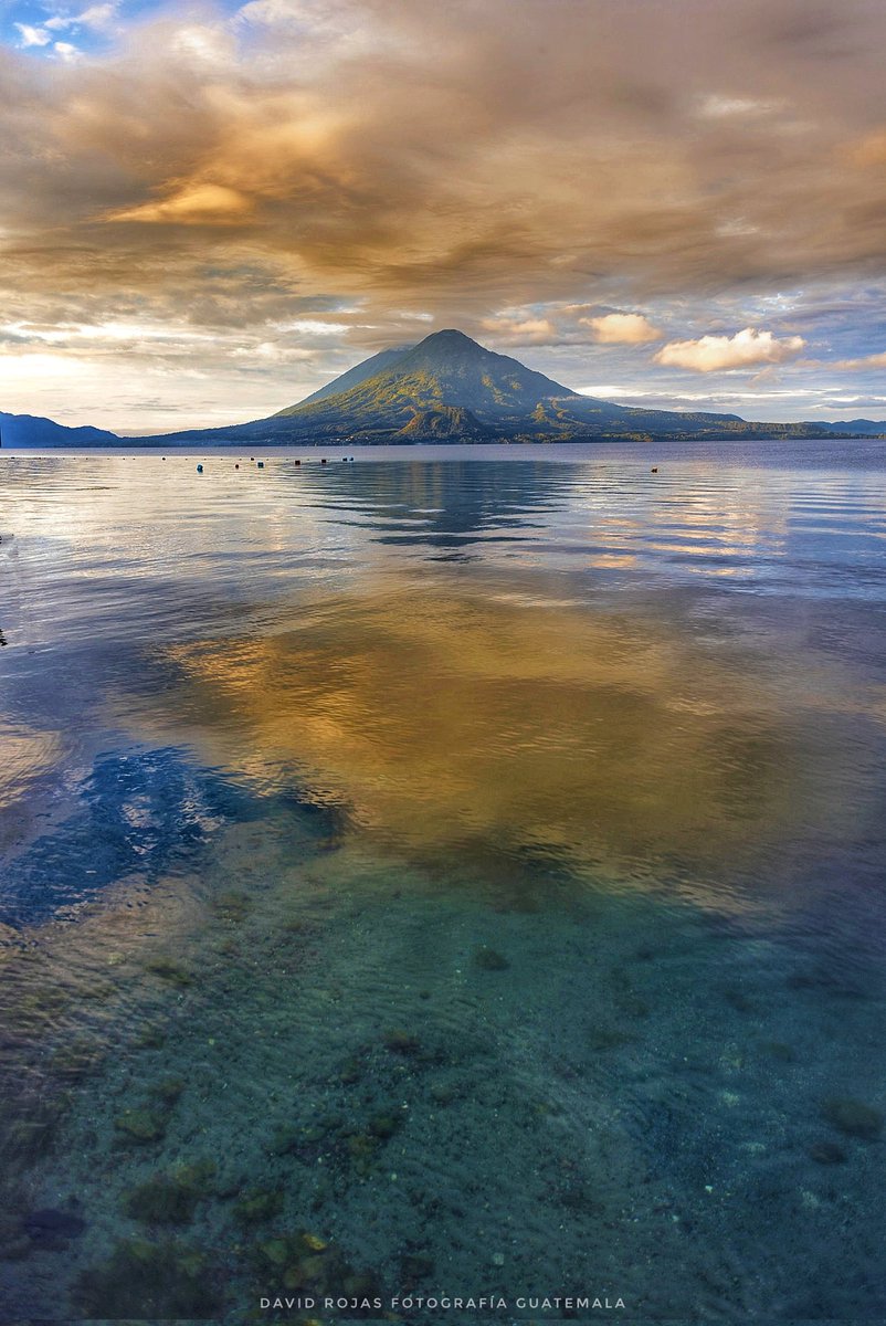 DavidRojasGt's tweet photo. Y con éste clima, no me importaría estar aquí... Atitlán. https://t.co/Mhm1iuKJcl