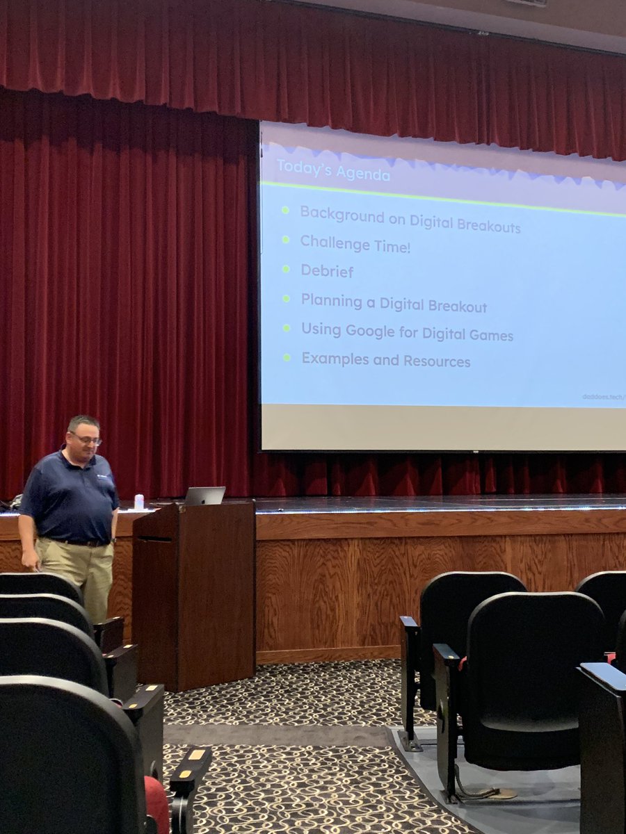 Another great leader and <a href="/edhdbgsu/">edhd<a href="/bgsu/">Bowling Green State University</a>.edu</a> @bgsu alumni showing digital breakout rooms! <a href="/DadDoesTech/">Dad Does Tech</a> TY!