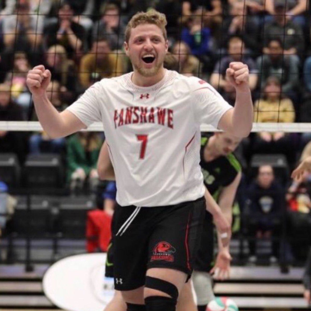 🚨BIG SIGNING! Thrilled to announce the resigning of Sebastian Lethbridge. In his four seasons with the Birds, Sebastian captained the team to three OCAA 🥇, one 🥉as well as CCAA 🥇🥈🥉. With OCAA Championships in The Nest in February, the Birds are shaping up nicely! #birds