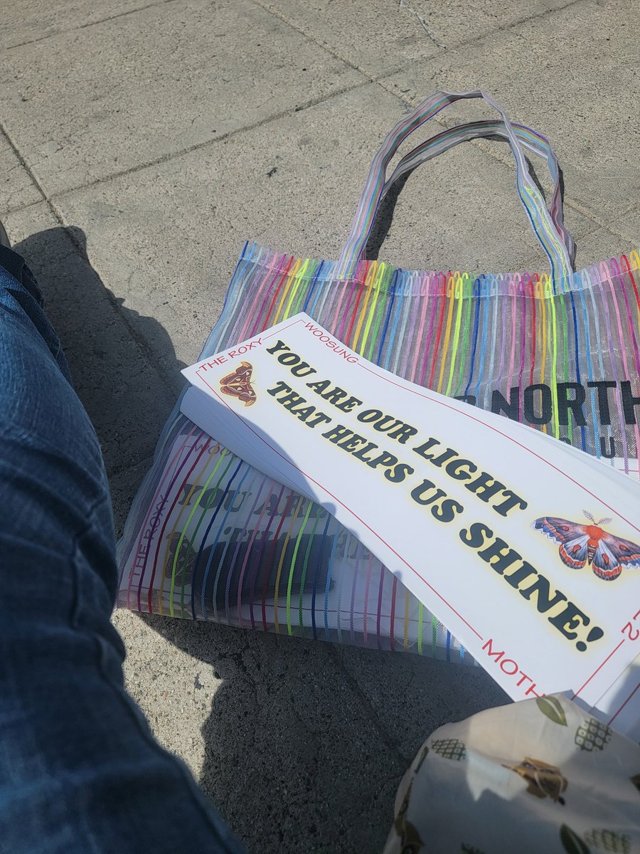 TheRoseIntl's tweet photo. Come find me in line for a banner tonight! #woosung #woosunginLA #mothshowcase https://t.co/Z0D2bughT2