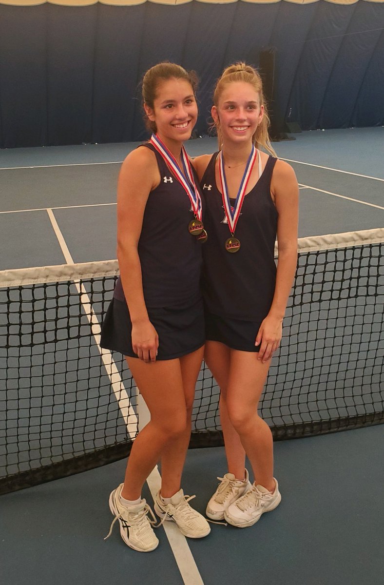 InsideNoVA's tweet photo. Patriot's Maya Bravo and Iben Bravo won the Class 6 Region B girls tennis doubles title Thursday with a 7-5, 6-1 win over Colgan https://t.co/LpcdKvbLk0