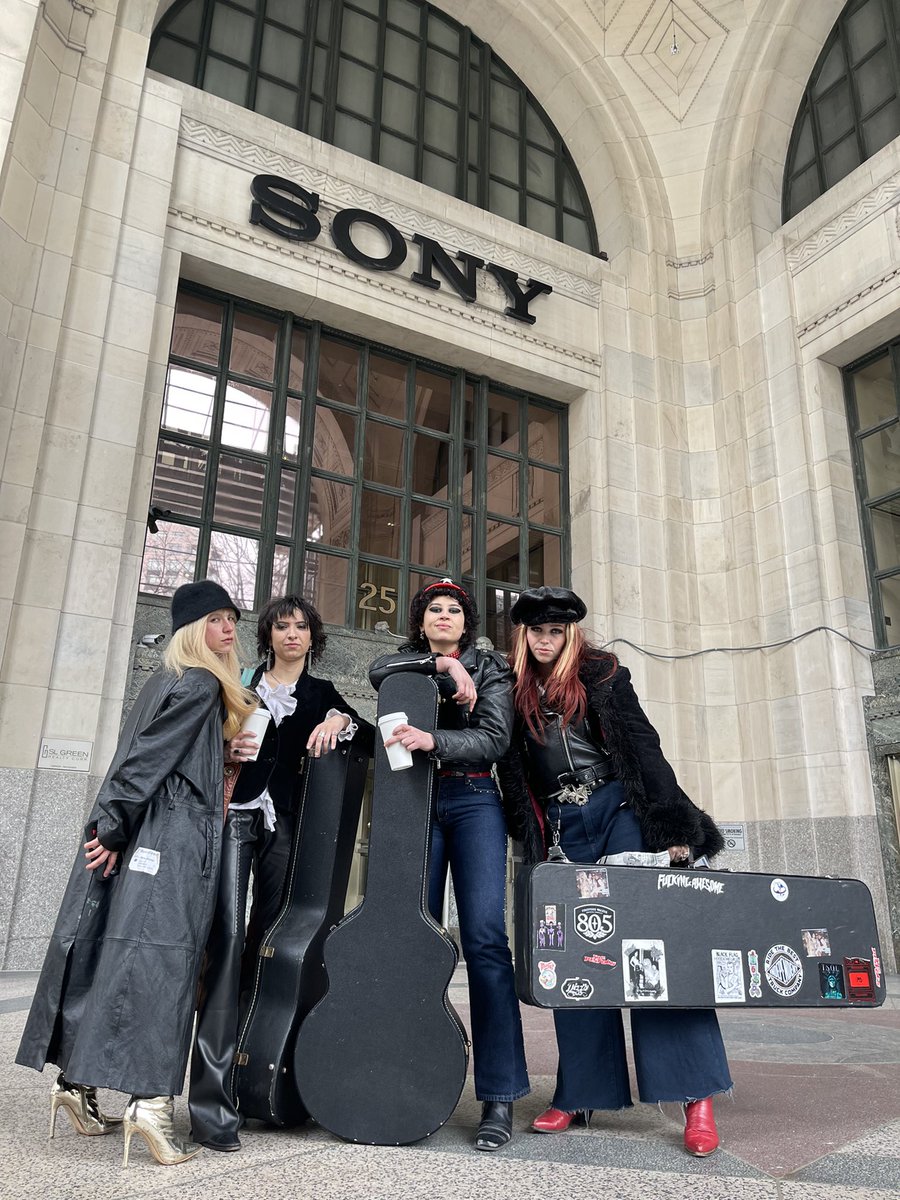 morgyn_payge's tweet photo. missing new york… west coast tour announcing in june :) https://t.co/I1zyGTBpZX