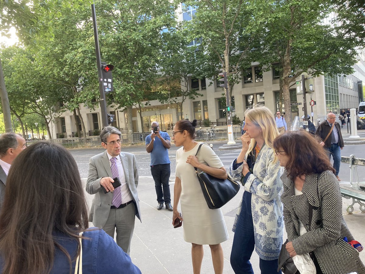 Maternité des Lilas : la mobilisation continue !

Une délégation a été reçue par le ministère, sans réponse claire sur la nécessité de maintenir cette offre de soin de qualité sur notre territoire.