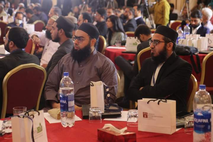 mnomaannaeem's tweet photo. جامعہ بنوریہ عالمیہ کے مہتمم مولانا نعمان نعیم کی آئی بی اے، سینٹر فار ایکسی لینس ان اسلامک فنانس کے زیر انتظام کراچی میں منعقدہ ،دو روزہ ورلڈ اسلامک فنانس فورم 2022ء (WIFF) کے سیشن میں نائب مہتمم مولانا فرحان نعیم کے ہمراہ خصوصی شرکت۔
-ایڈمن
#Wiff #WIFF22 #IBACEIF #IFI https://t.co/LQuBWMqG0m