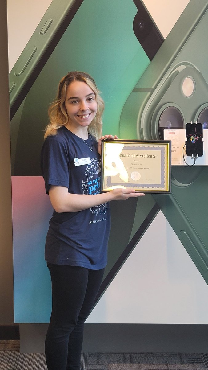 hunter_celeta's tweet photo. Celebrating π₯³ππ Nichole leading not only the squad @ATTPortablesDTC but her District in CRU for the month of May! She's committed to leading the Business board in June as well! @mallen581 @Ciara_Wills @swat_east #SWATsocial #SwatsUp https://t.co/MccswwaH2L